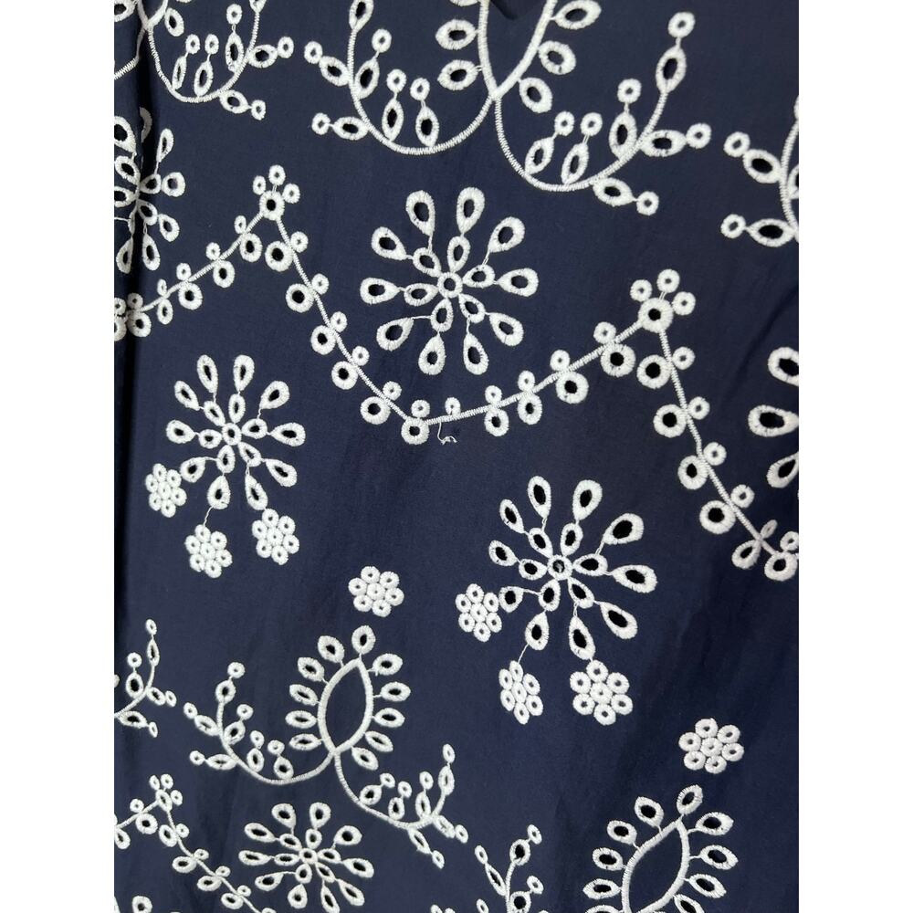 Karen Kane Boardwalk Embroidered Dress Navy Ivory Scallop Hem Medium NWT - Picture 4 of 11